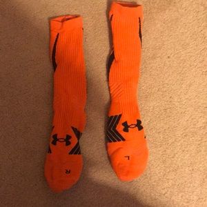 Under armour fitted socks orange